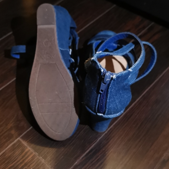 Women's shoes - Picture 3 of 4